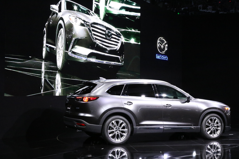 Illustration for article titled The 2016 Mazda CX-9 Turns Your Family-Hauling Into A Turbo Party